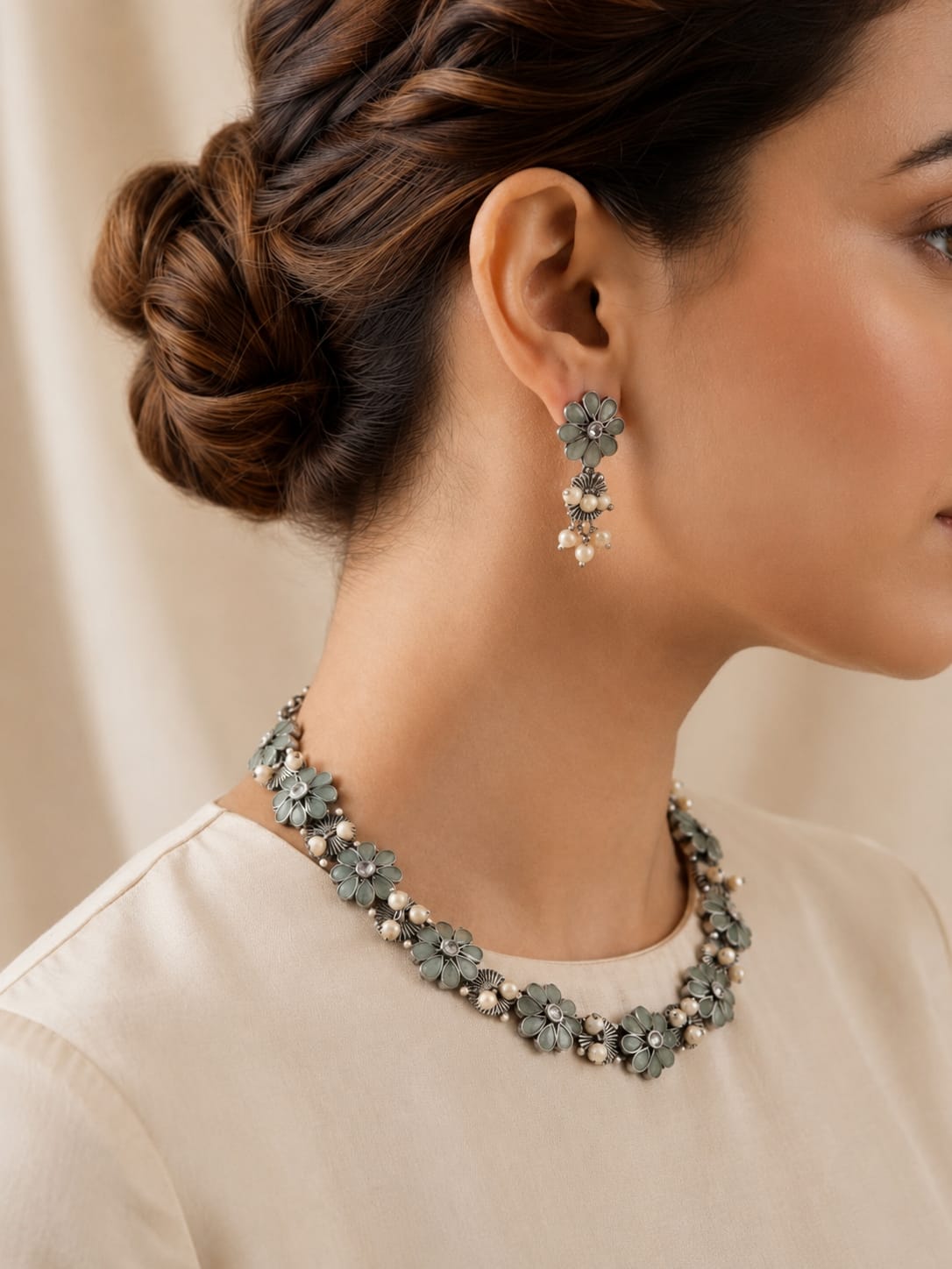 Mint Blossom Floral Necklace Set