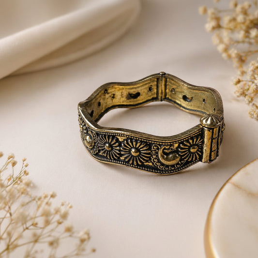 Heritage Bloom Kada