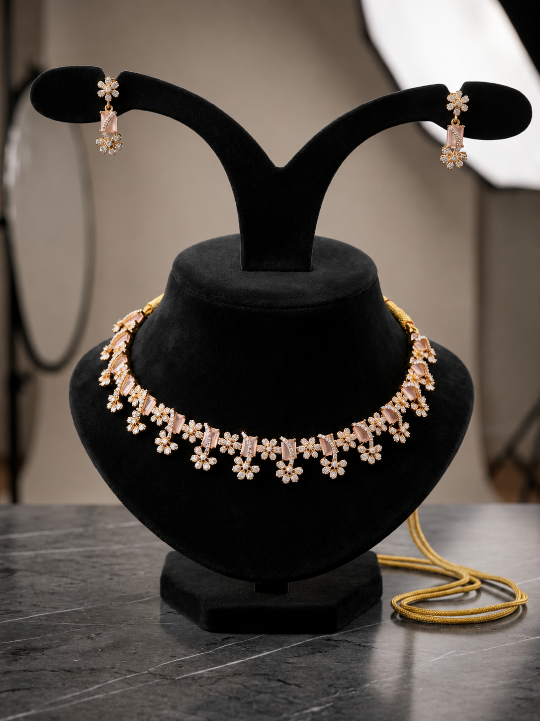 Floral Radiance Necklace