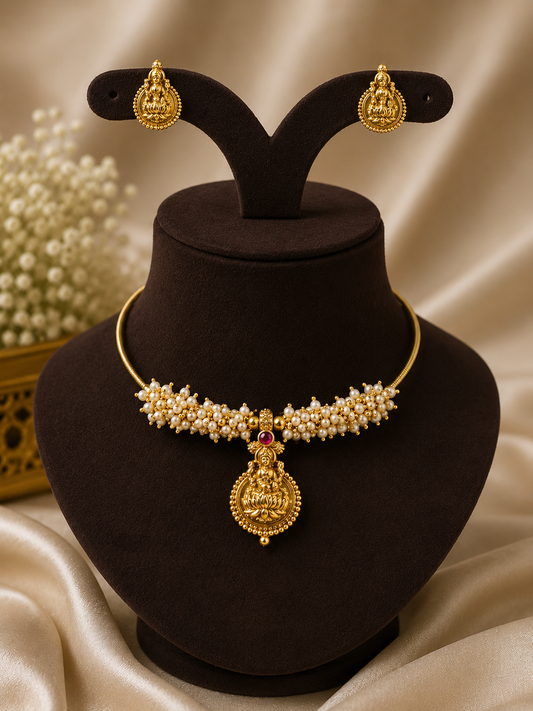 Lakshmi Pearl Choker