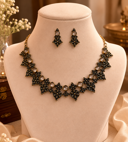 Ivory Spiral Bloom Necklace
