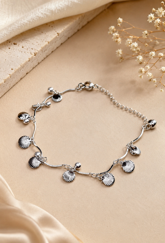 Moonlit Shell Single Anklet