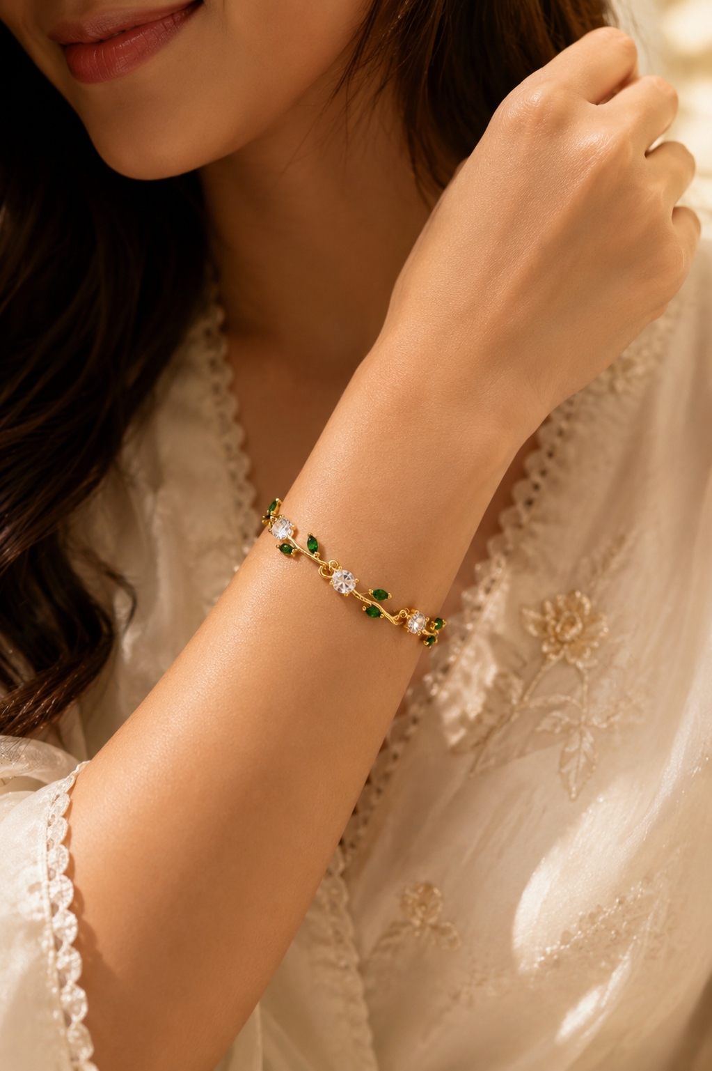 Moonlight Emerald Tulip Bracelet