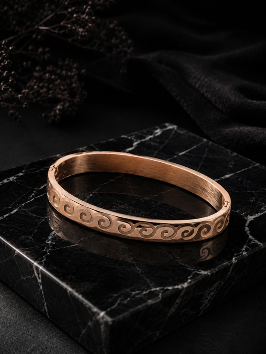 Rose Crest Oval Kada