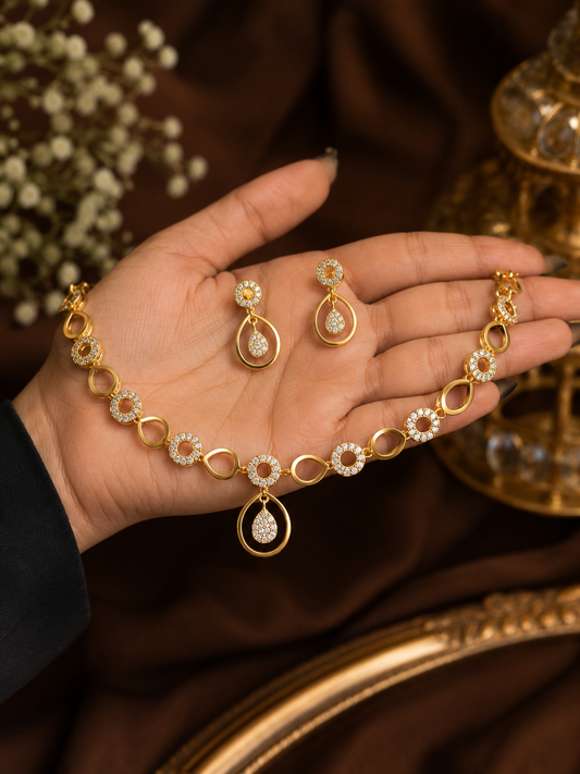 Luna Droplet White Necklace