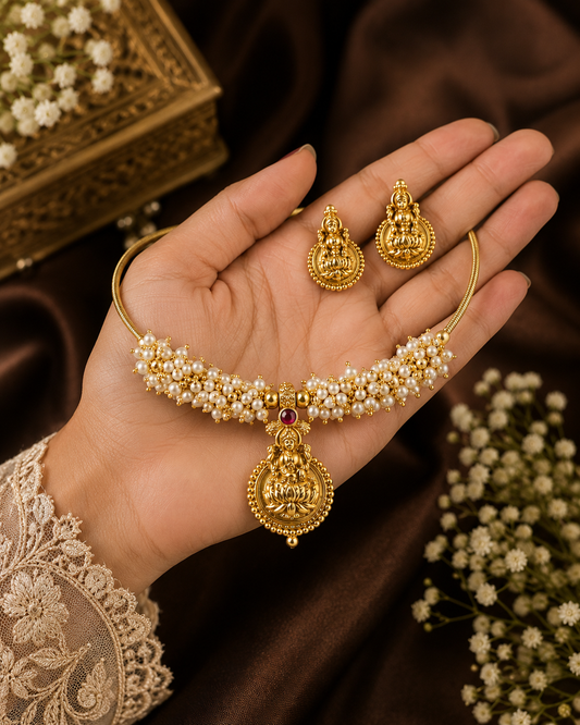 Lakshmi Pearl Choker