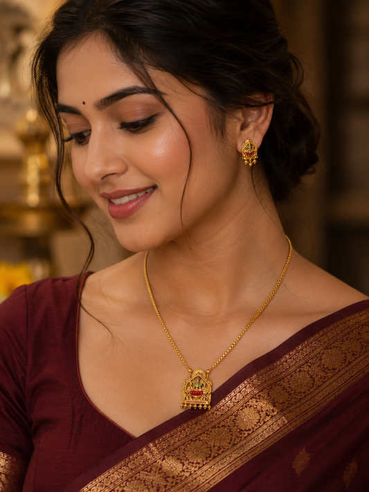 Lakshmi Peetam Pendant Set.