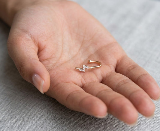 Electric Bolt Statement Nose Pin