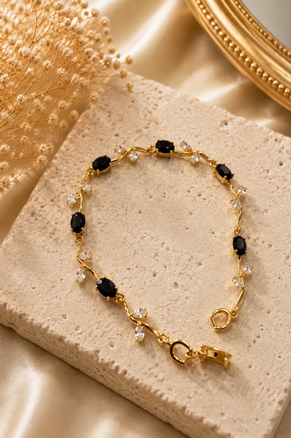 Midnight Tulip Bracelet
