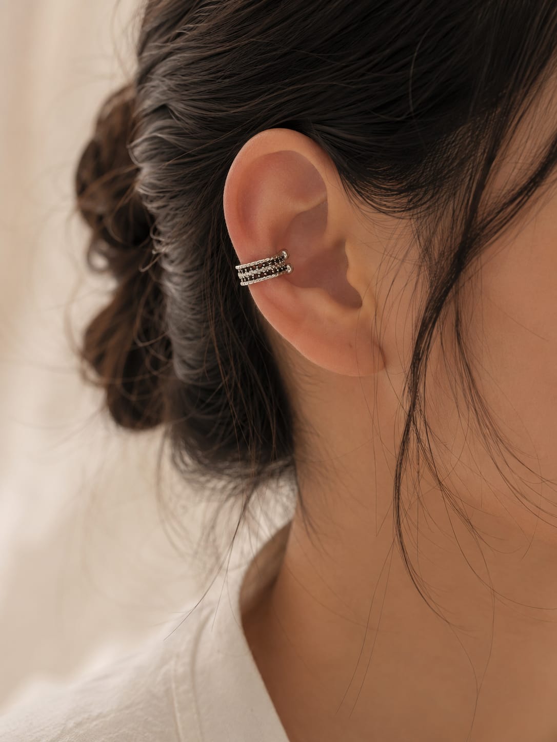 Shadow Shine Ear Cuff ( Single Piece)